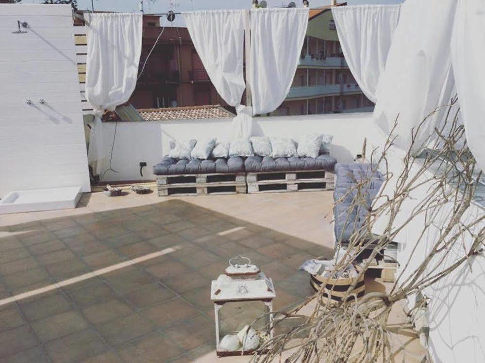 Il Giardino D'Ulisse Bed & Breakfast Reggio di Calabria Exterior photo