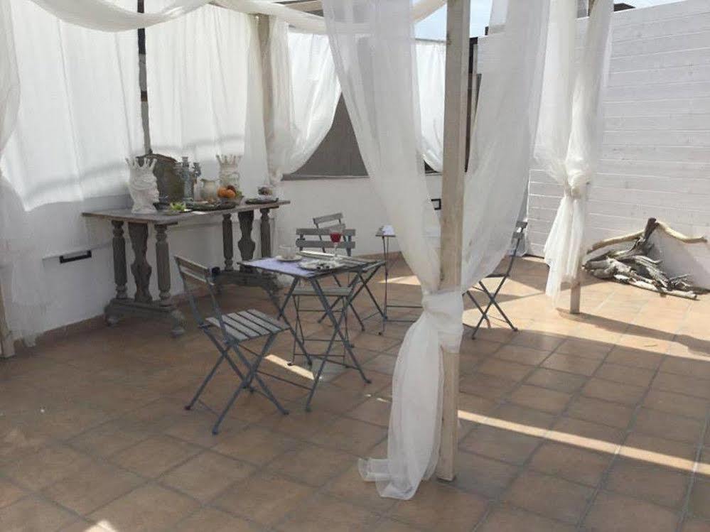 Il Giardino D'Ulisse Bed & Breakfast Reggio di Calabria Exterior photo